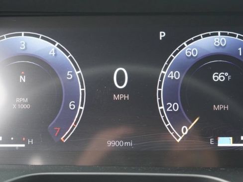 Used 2024 Jeep Grand Cherokee Laredo X RWD image 21