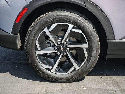 New 2026 Chevrolet Equinox EV LT w/ LPO, All-Weather Mat Package AWD/4WD image 11