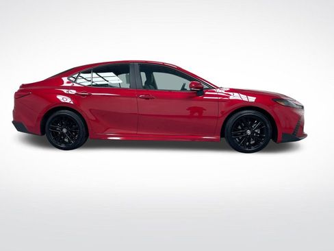 Certified 2025 Toyota Camry SE image 2