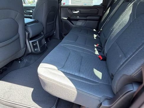 New 2026 RAM 1500 Express AWD/4WD image 15