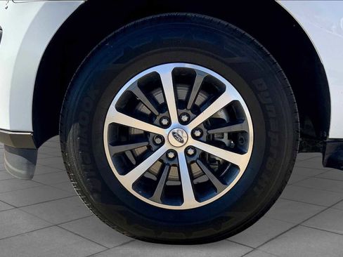 Used 2021 Ford Expedition XLT image 10