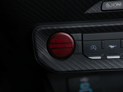 Used 2024 Ford Mustang Convertible image 22