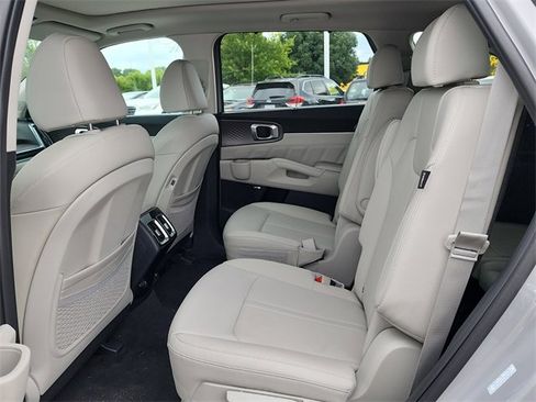 New 2026 Kia Sorento SX image 15