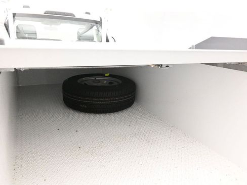 New 2025 Ford F350 XL w/ XL Chrome Package image 14