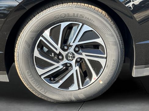 New 2026 Hyundai Sonata Blue FWD image 25
