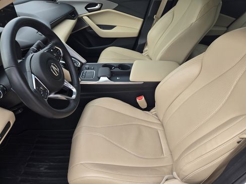 Used 2025 Acura TLX w/ Technology Package image 17