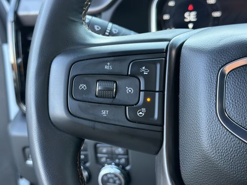 Used 2024 GMC Sierra 2500 AT4 w/ AT4 Premium Plus Package image 28