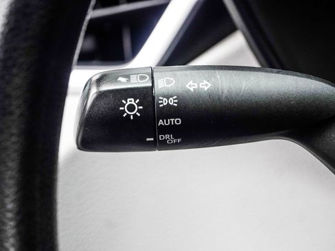 Used 2024 Toyota Corolla LE FWD image 28