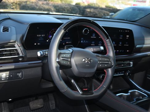 Used 2025 Chevrolet Traverse RS w/ LPO, Floor Liner Package image 9