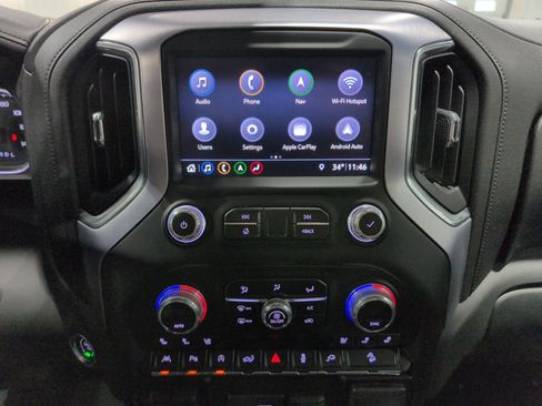 Used 2019 GMC Sierra 1500 SLT w/ SLT Premium Plus Package image 10