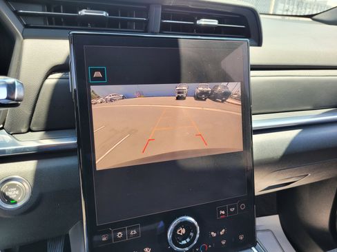 Used 2025 GMC Terrain Elevation AWD/4WD image 18