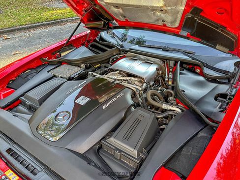 Used 2016 Mercedes-Benz AMG GT S image 15