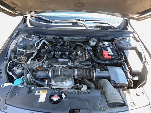 Used 2018 Honda Accord LX image 22