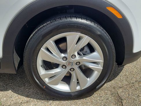 Used 2025 Buick Encore GX Preferred FWD image 5