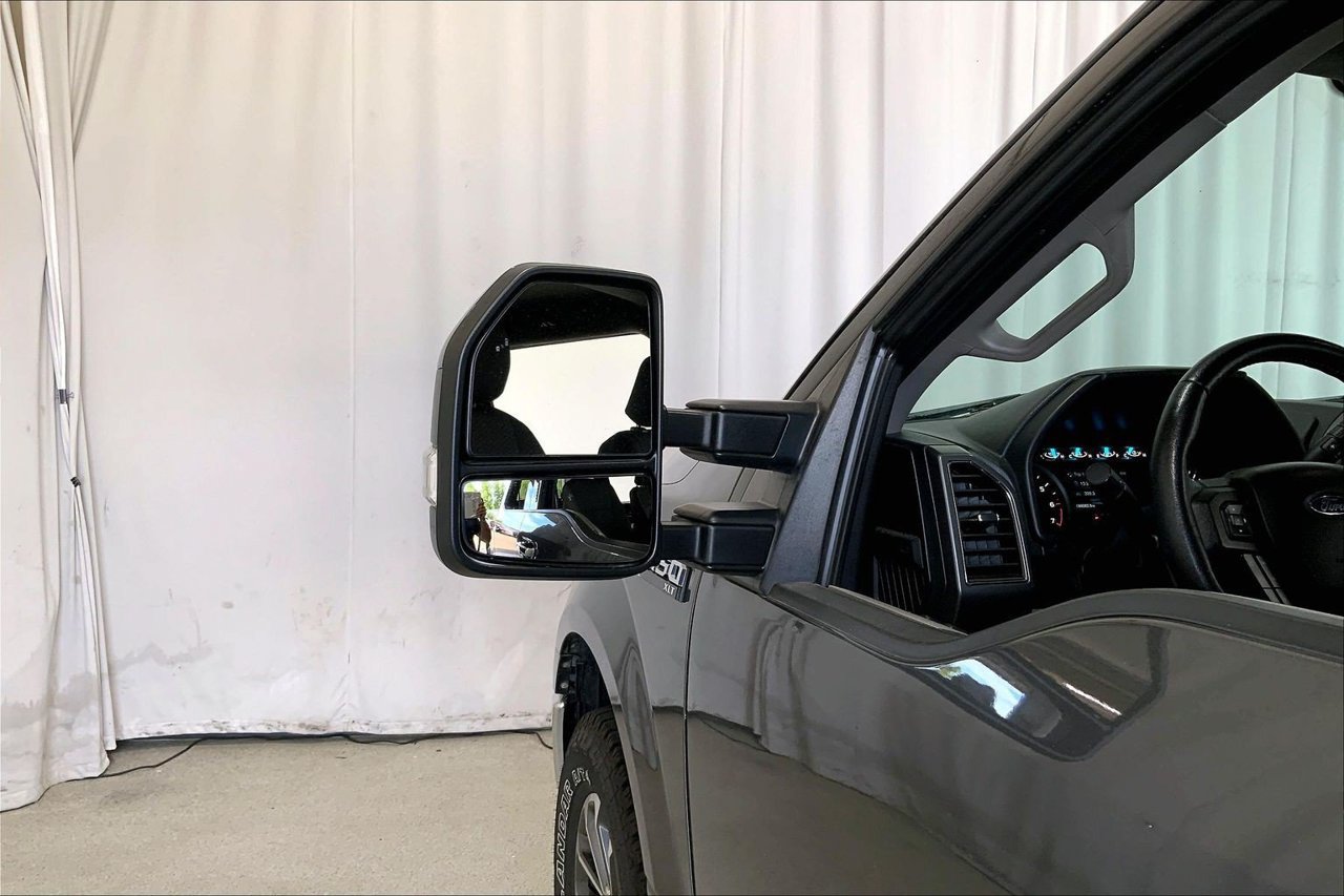 Used 2020 Ford F150 XLT w/ Equipment Group 302A Luxury AWD/4WD image 10