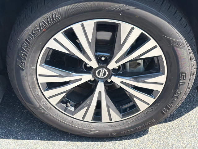 Used 2021 Nissan Rogue SV w/ Premium Package FWD image 14
