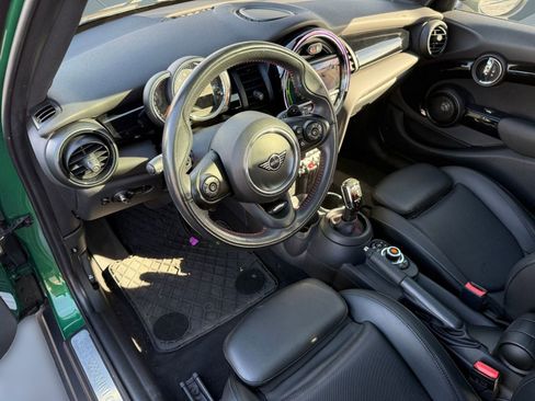 Used 2020 MINI Cooper S image 4