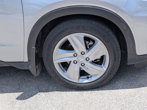 Used 2019 Honda HR-V EX image 11