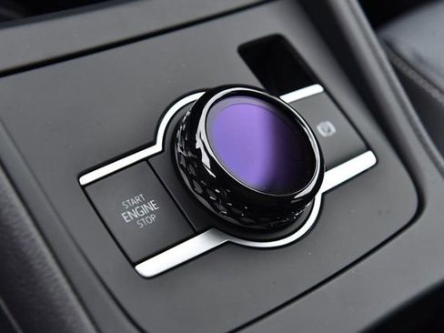 New 2026 Volkswagen Tiguan SE image 12