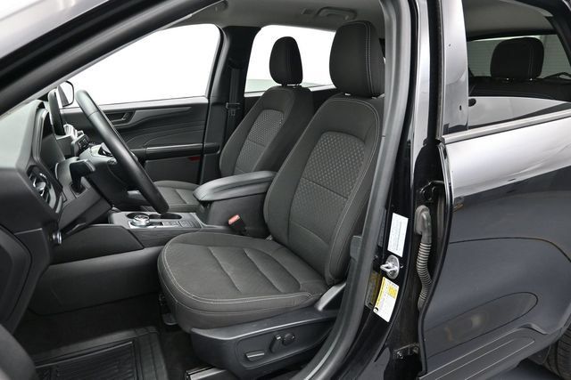 Certified 2024 Ford Escape Active AWD/4WD image 11