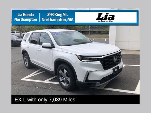 Used 2025 Honda Pilot EX-L image 1