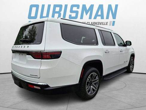 Certified 2023 Jeep Wagoneer L Series II AWD/4WD image 6