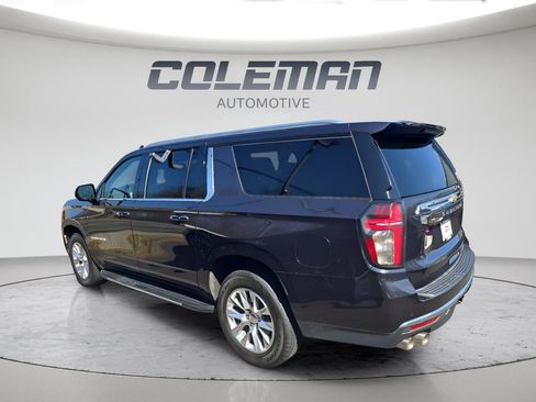 Used 2023 Chevrolet Suburban Premier image 2