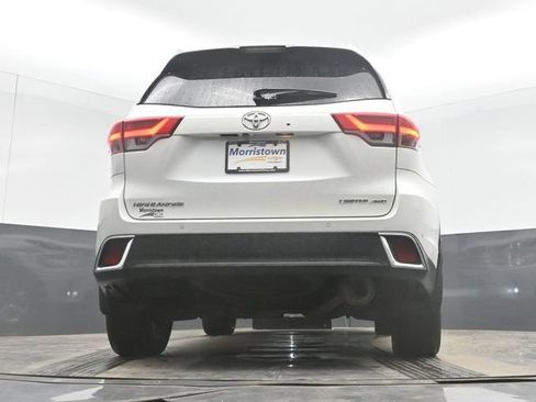 Used 2019 Toyota Highlander Limited AWD/4WD image 50