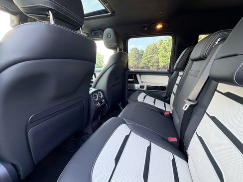 Certified 2025 Mercedes-Benz G 63 AMG 4MATIC image 15