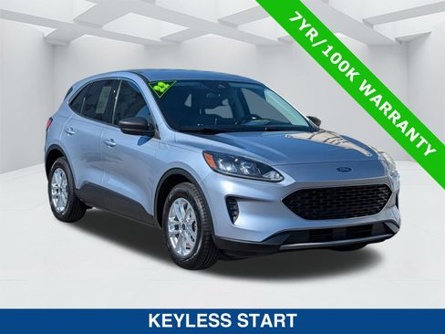 Certified 2022 Ford Escape SE FWD image 3