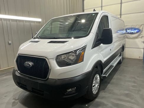 Used 2025 Ford Transit 250 Low Roof w/ Exterior Upgrade Package RWD image 4