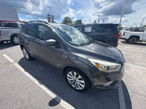 Used 2019 Ford Escape SEL FWD image 16