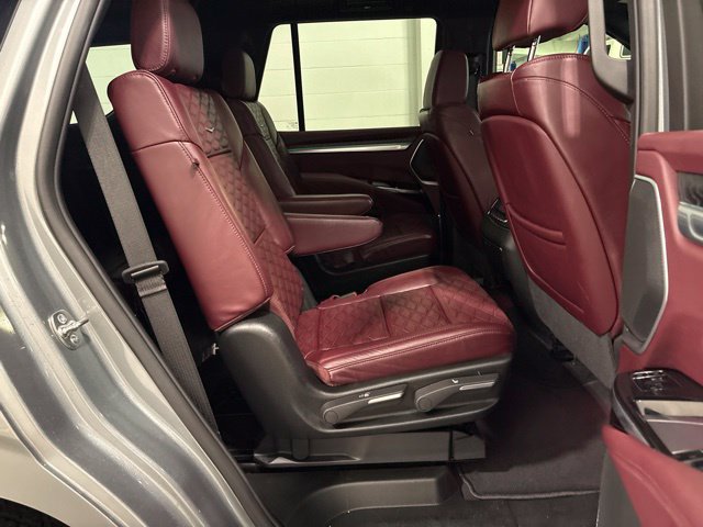 Used 2026 Cadillac Escalade Luxury AWD/4WD image 51