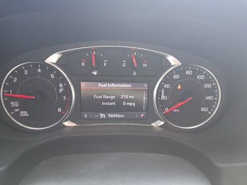 Used 2021 GMC Acadia SLT w/ LPO, Floor Liner Package FWD image 6