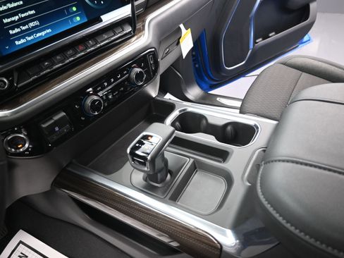 New 2026 Chevrolet Silverado 1500 LT Trail Boss w/ LPO, Dark Essentials Package AWD/4WD image 27