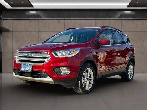 Used 2018 Ford Escape SEL w/ Ford Safe & Smart Package AWD/4WD image 2