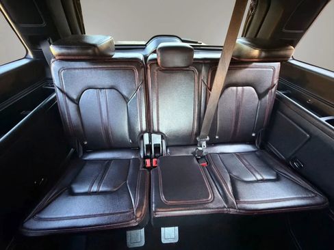 Used 2020 Ford Expedition Limited w/ Equipment Group 303A RWD image 23
