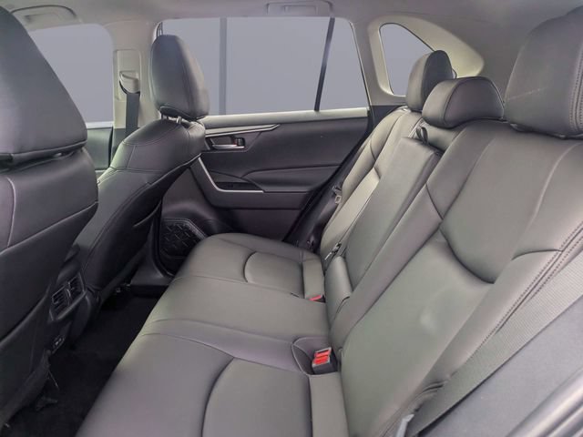 Used 2025 Toyota RAV4 XLE w/ Convenience Package FWD image 14