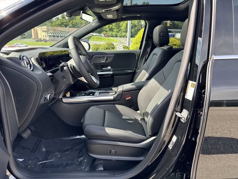 Used 2026 Mercedes-Benz GLA 250 4MATIC image 9