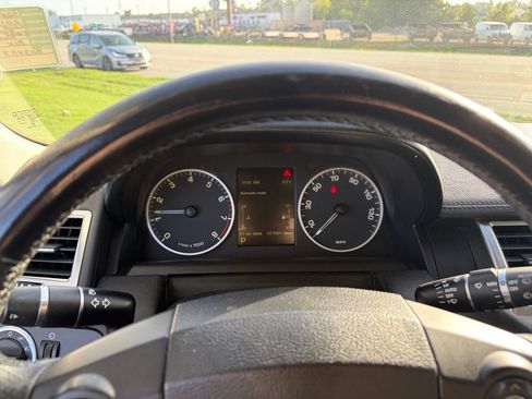 Used 2013 Land Rover Range Rover Sport HSE AWD/4WD image 18