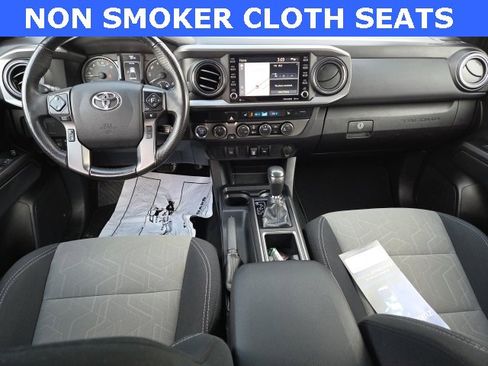 Used 2021 Toyota Tacoma TRD Off-Road image 2