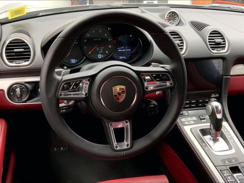 Certified 2025 Porsche 718 Boxster GTS image 13