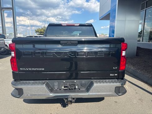 Used 2021 Chevrolet Silverado 1500 LT AWD/4WD image 7
