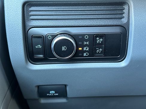 New 2023 Ford F250 XL w/ XL Chrome Package image 25