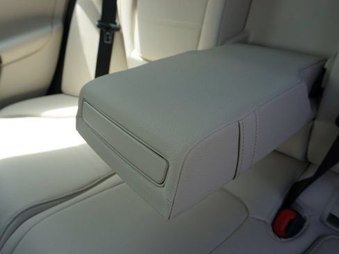 Certified 2025 Mercedes-Benz C 300 Sedan image 46