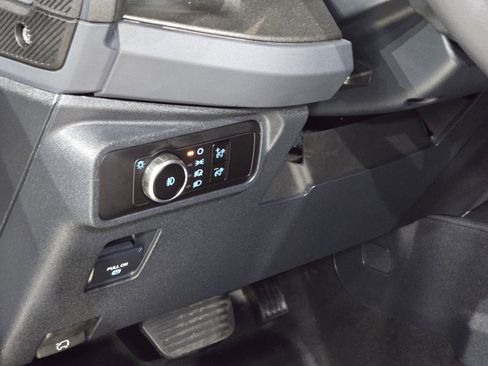 New 2025 Ford Bronco Badlands image 18