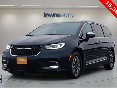 Used 2023 Chrysler Pacifica Limited