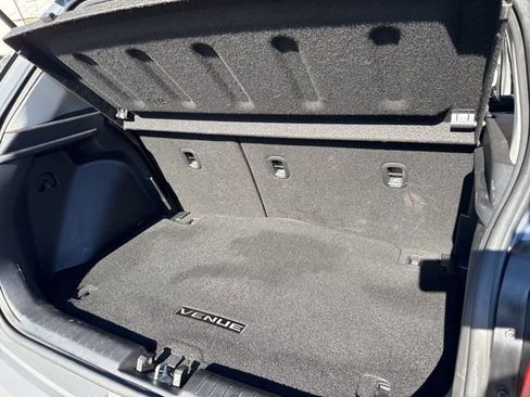 Certified 2023 Hyundai Venue SE w/ Cargo Package image 31