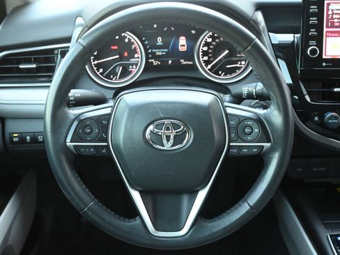 Used 2024 Toyota Camry XLE image 17