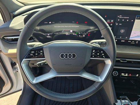 Certified 2025 Audi Q5 Premium w/ Premium Plus AWD/4WD image 16